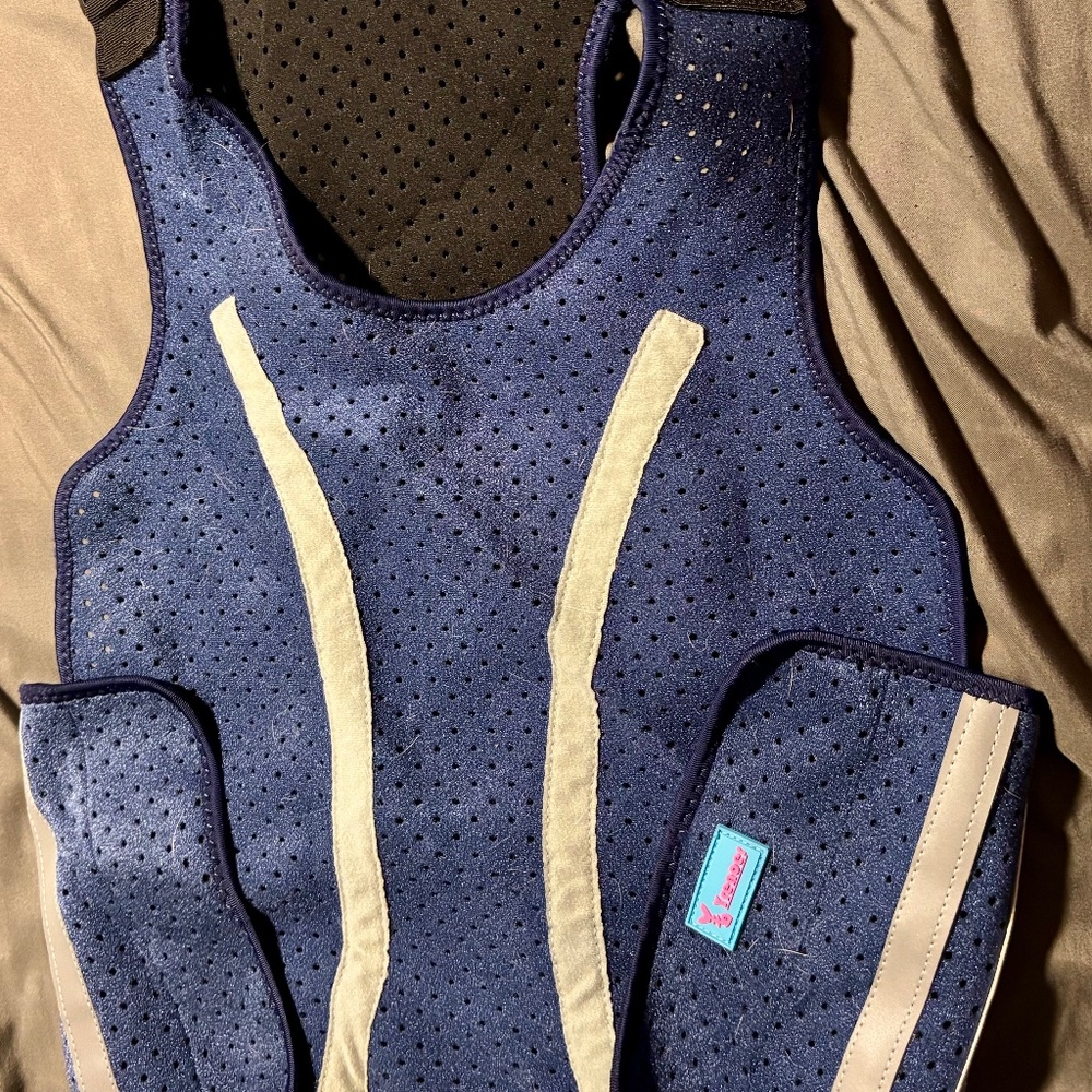 Yrenoer Thundershirt for Dog
